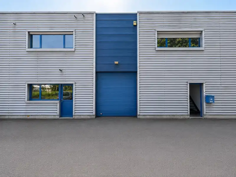 KMO-unit met appartement/kantoor te huur foto 15