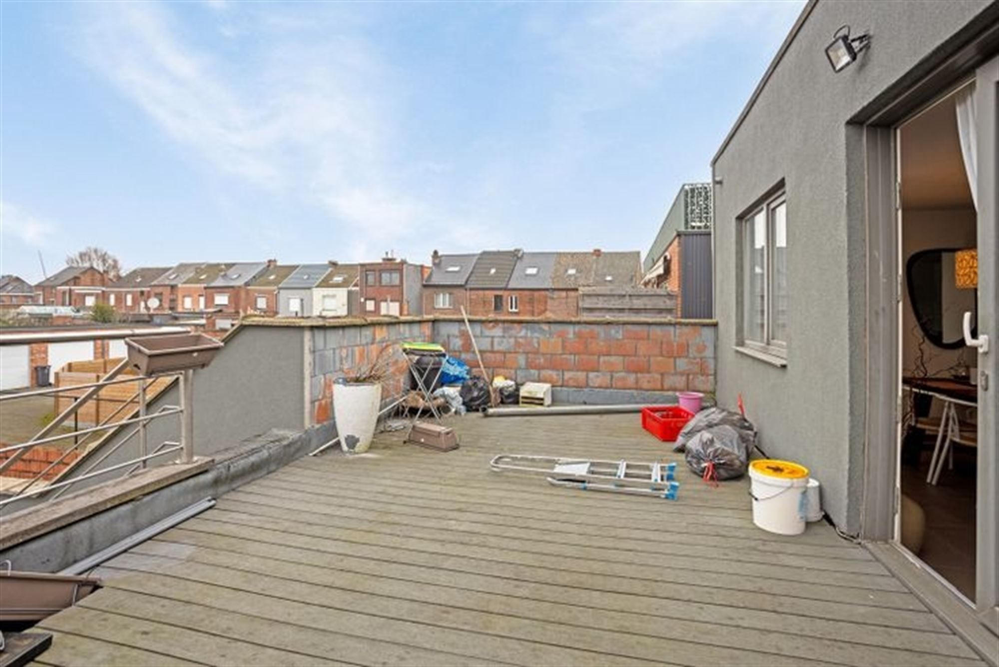 Instapklaar appartement met 2 slaapkamers en groot terras.  foto 16