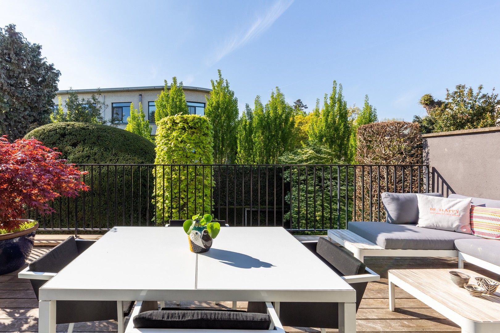 Lichtrijk & gemeubeld appartement met een fantastisch terras in Pulhof. foto 8