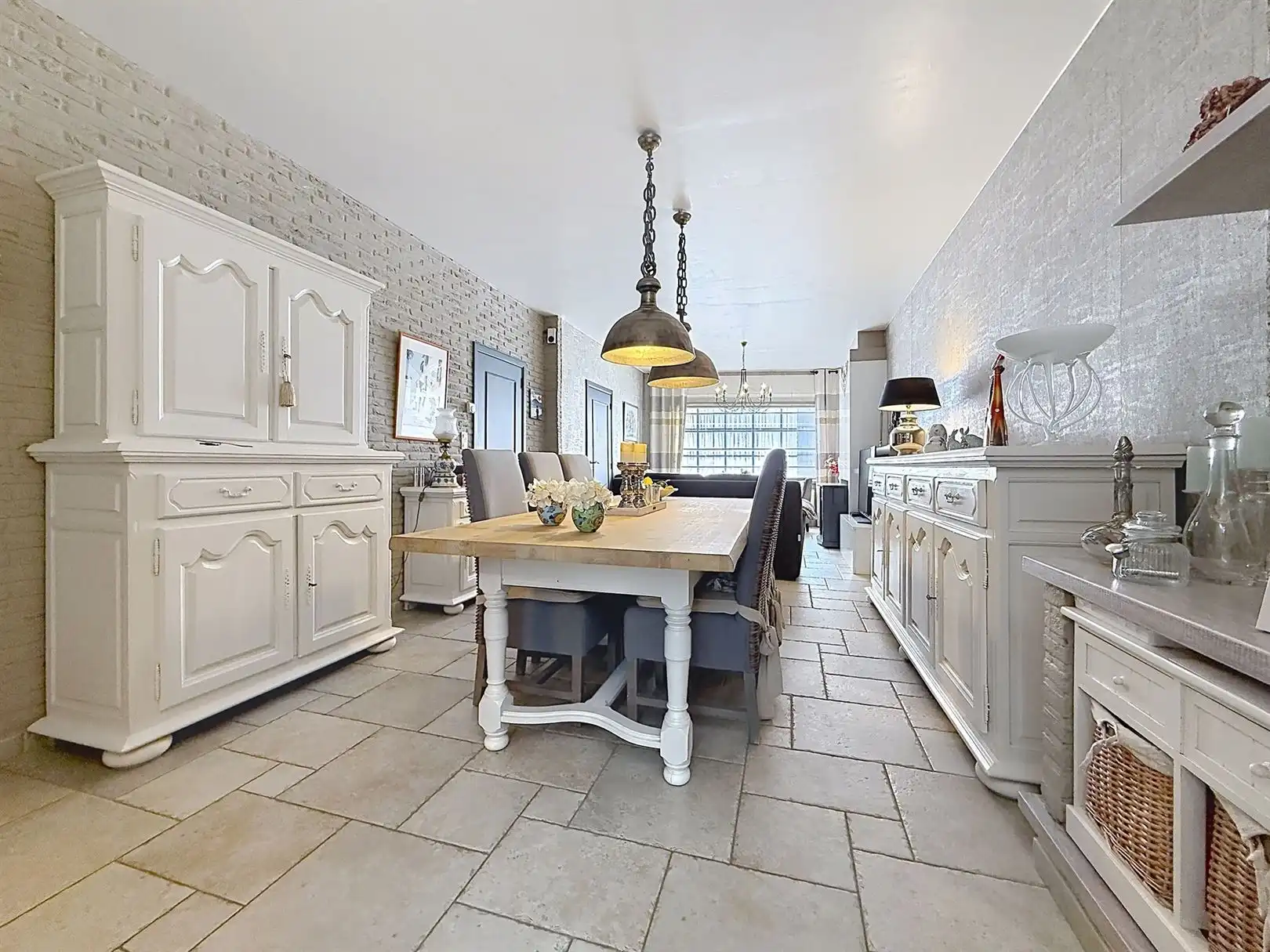 Instapklare stadswoning, tuin, 2 garages, 3a 17ca foto 9