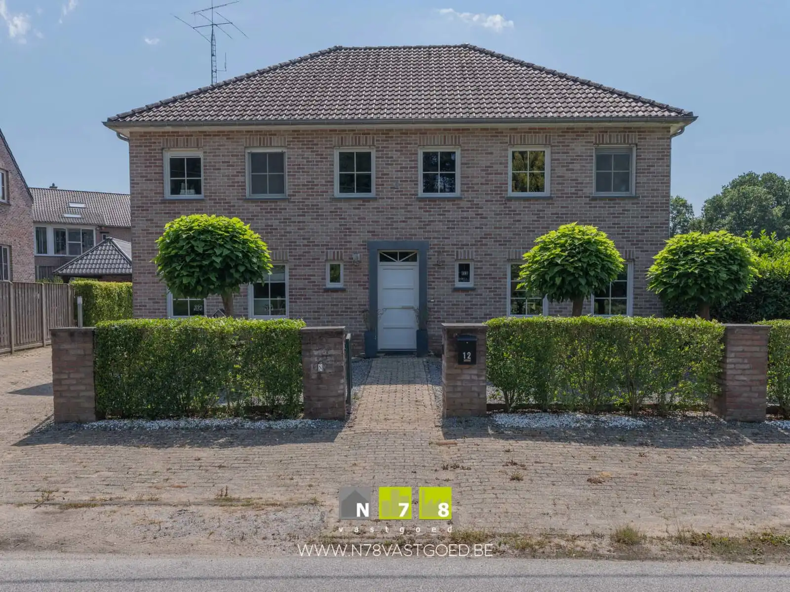 Huis te koop foto {{pictureIndex}}