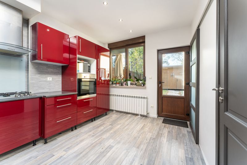 Roeselare : Instapklare en verzorgde gezinswoning met 3 ruime slaapkamers en 2 badkamers – Zuidmolenstraat 20, Roeselare foto 2