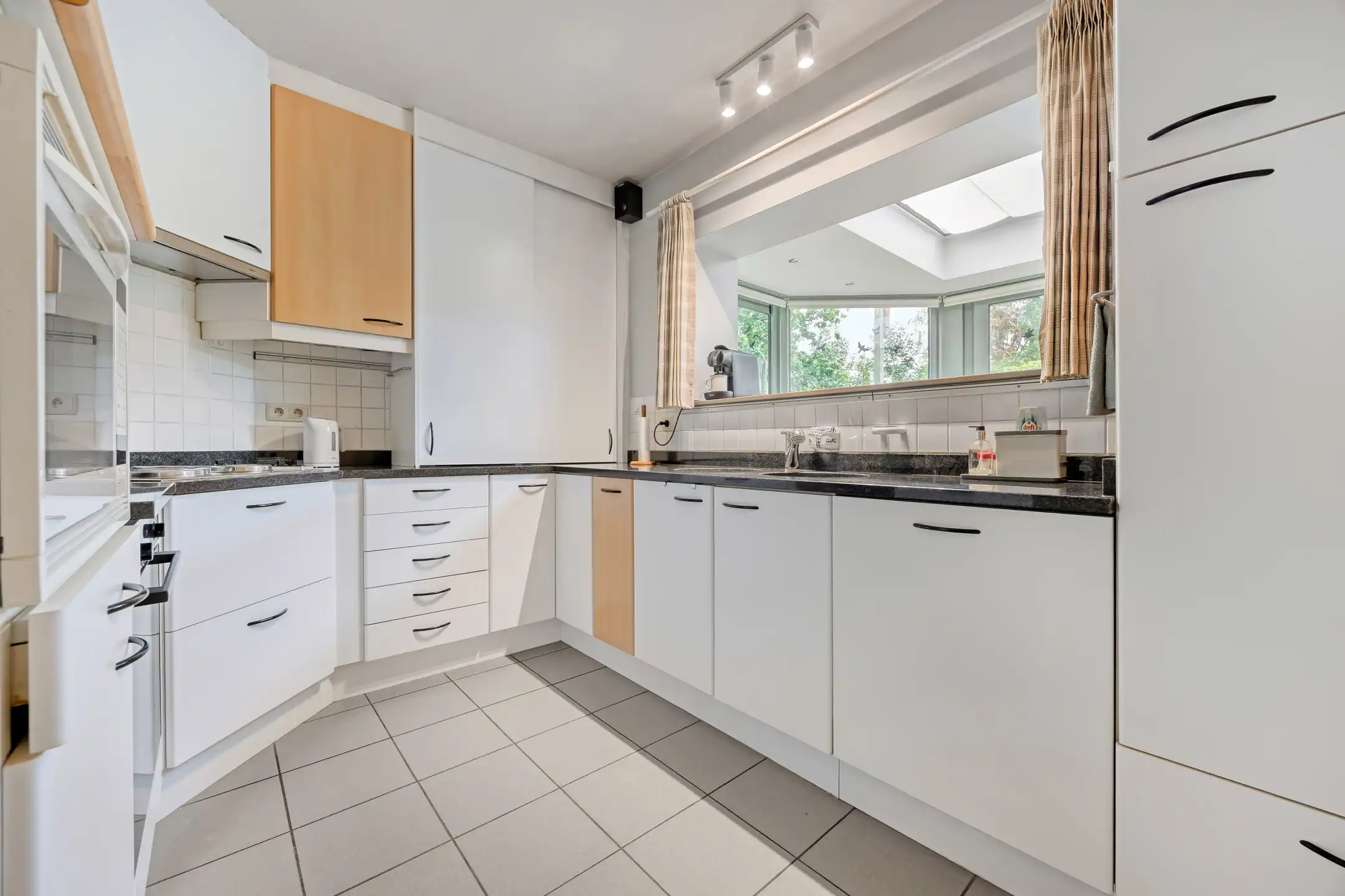 Instapklare gezinswoning met 3 slaapkamers in Emblem foto 14