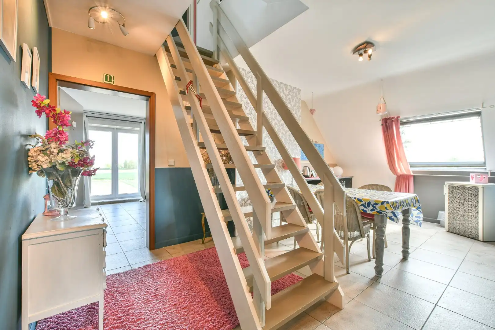 Unieke investeringskans: karaktervol hotel met 18 kamers & woonmogelijkheden te koop!  foto 9