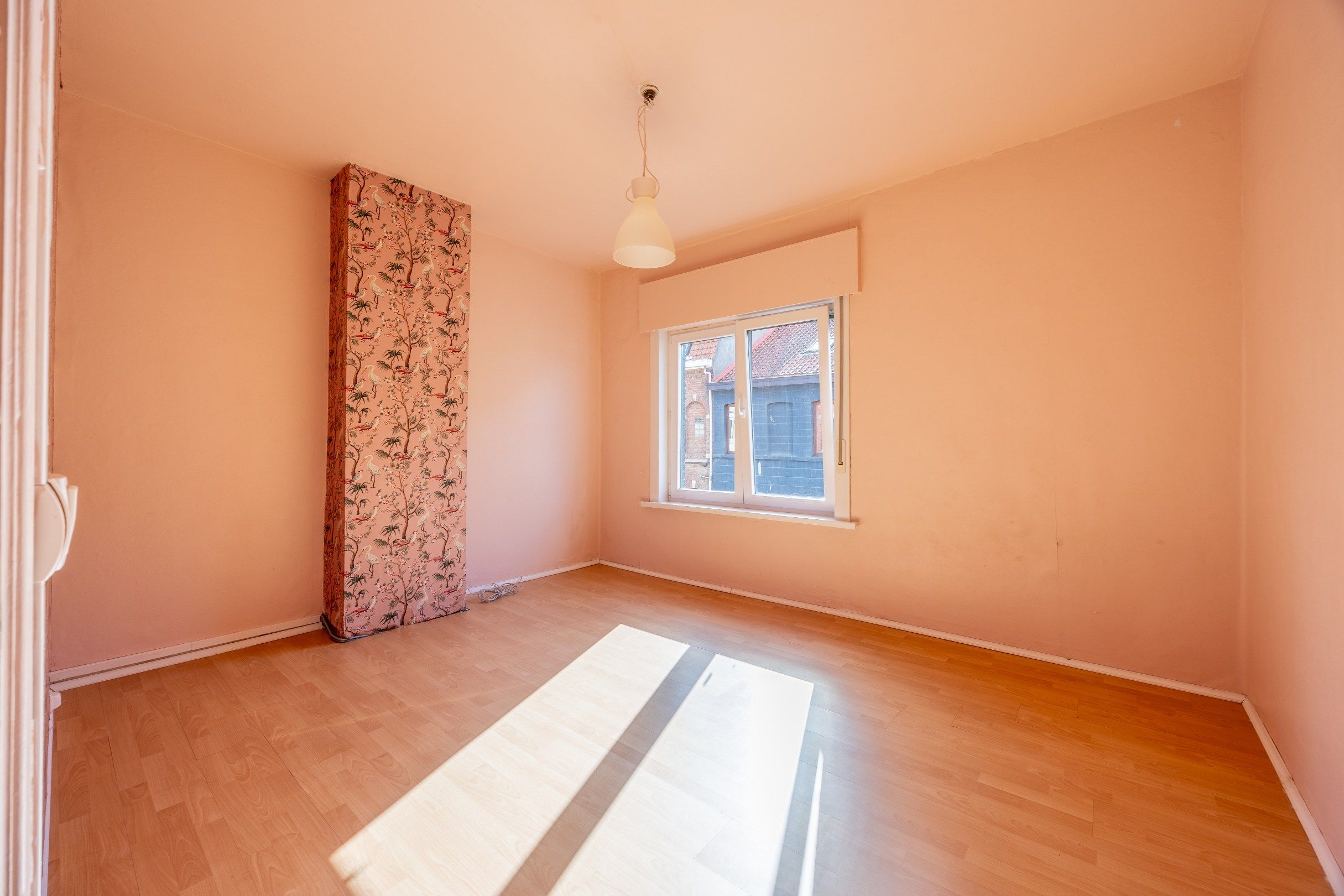 Starterswoning met drie slaapkamers en tuin foto 18