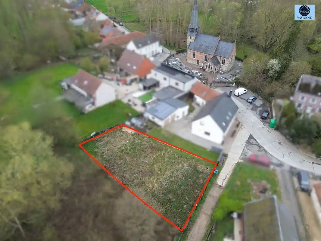 RUSTIG GELEGEN GROND VOOR OB foto 2