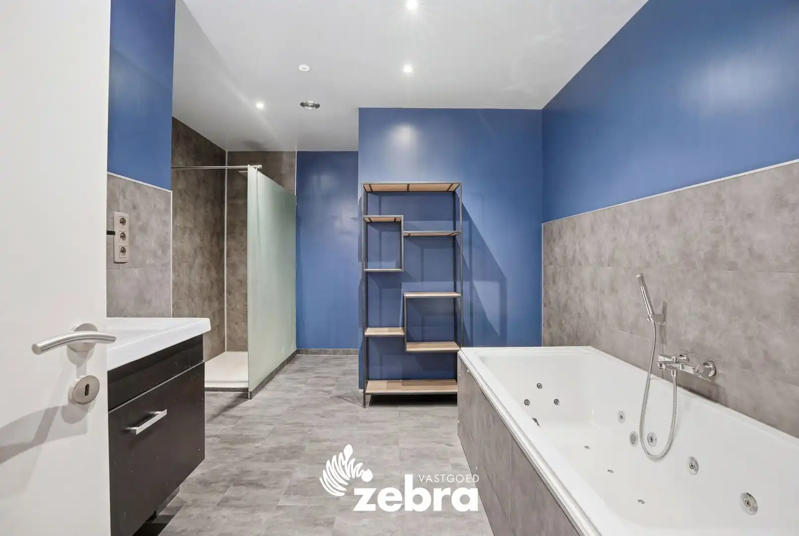 Handelspand met unieke woonst in centrum Pittem! foto 21