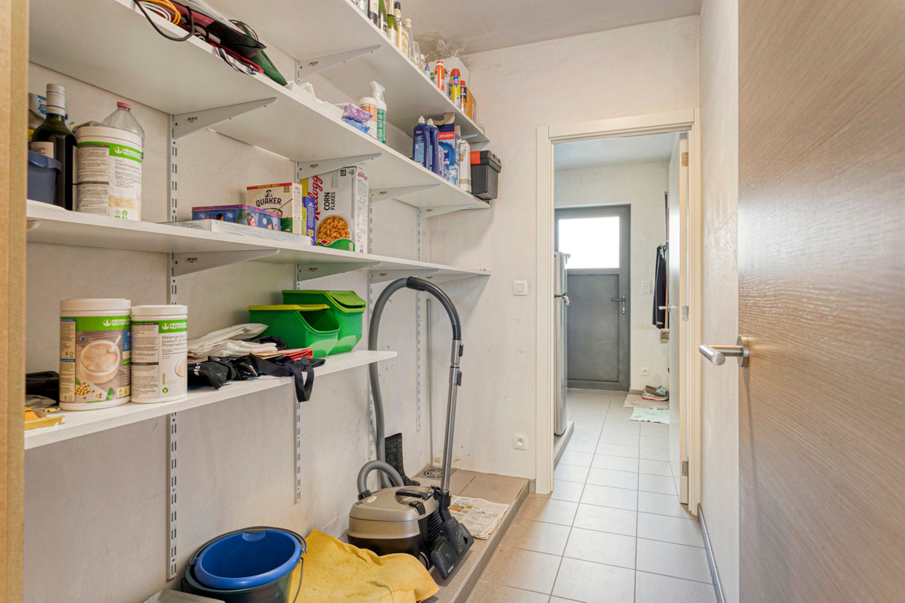 Recente HOB met 2 slaapkamers, tuin en garage! foto 11