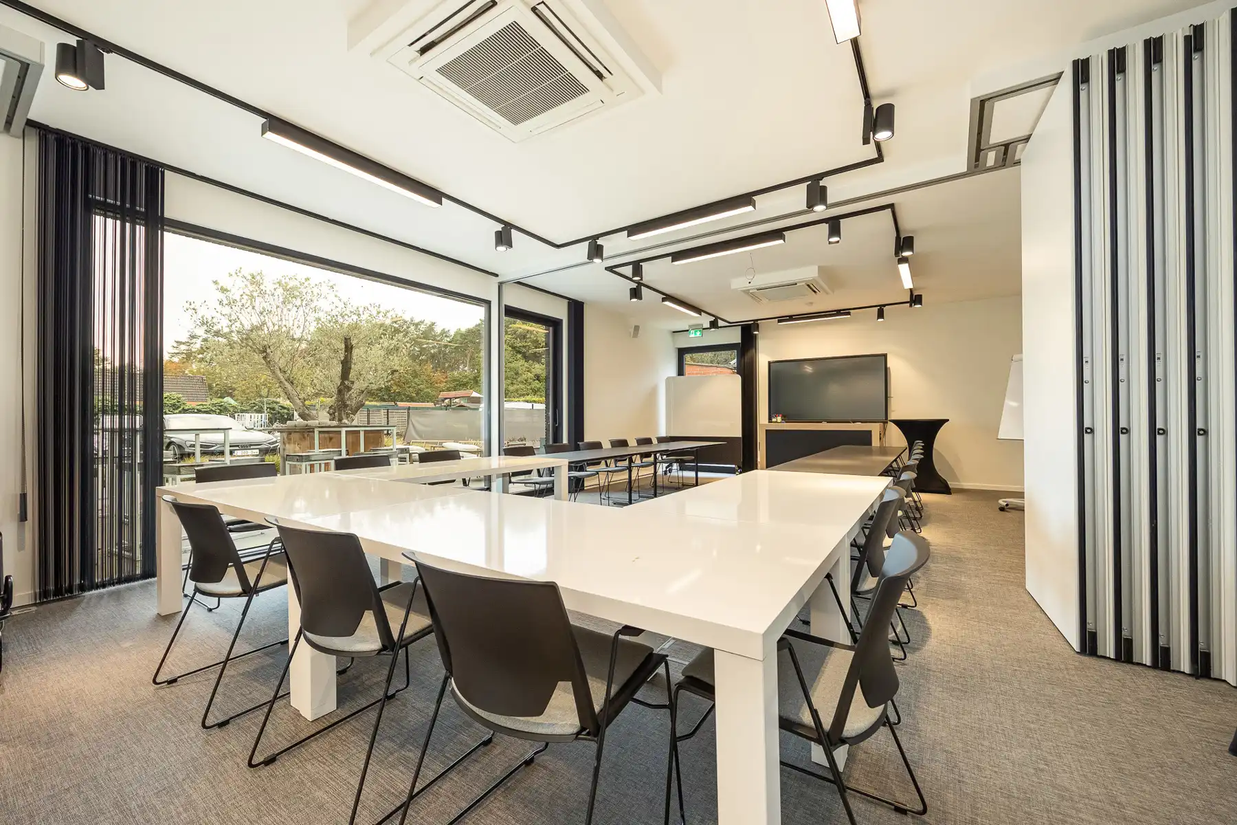 Architecturale klasse, maximale visibiliteit & TOP rendement foto 14