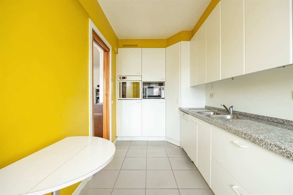 Instapklaar 3 slpk appartement met terras  foto 4