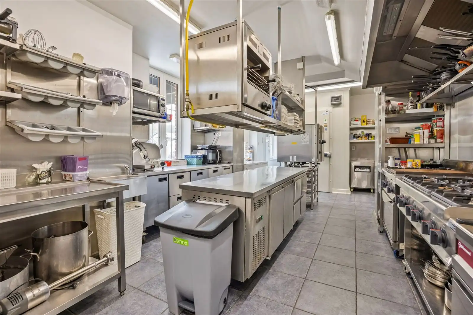 Ruime opbrengsteigendom te koop in Durbuy foto 14