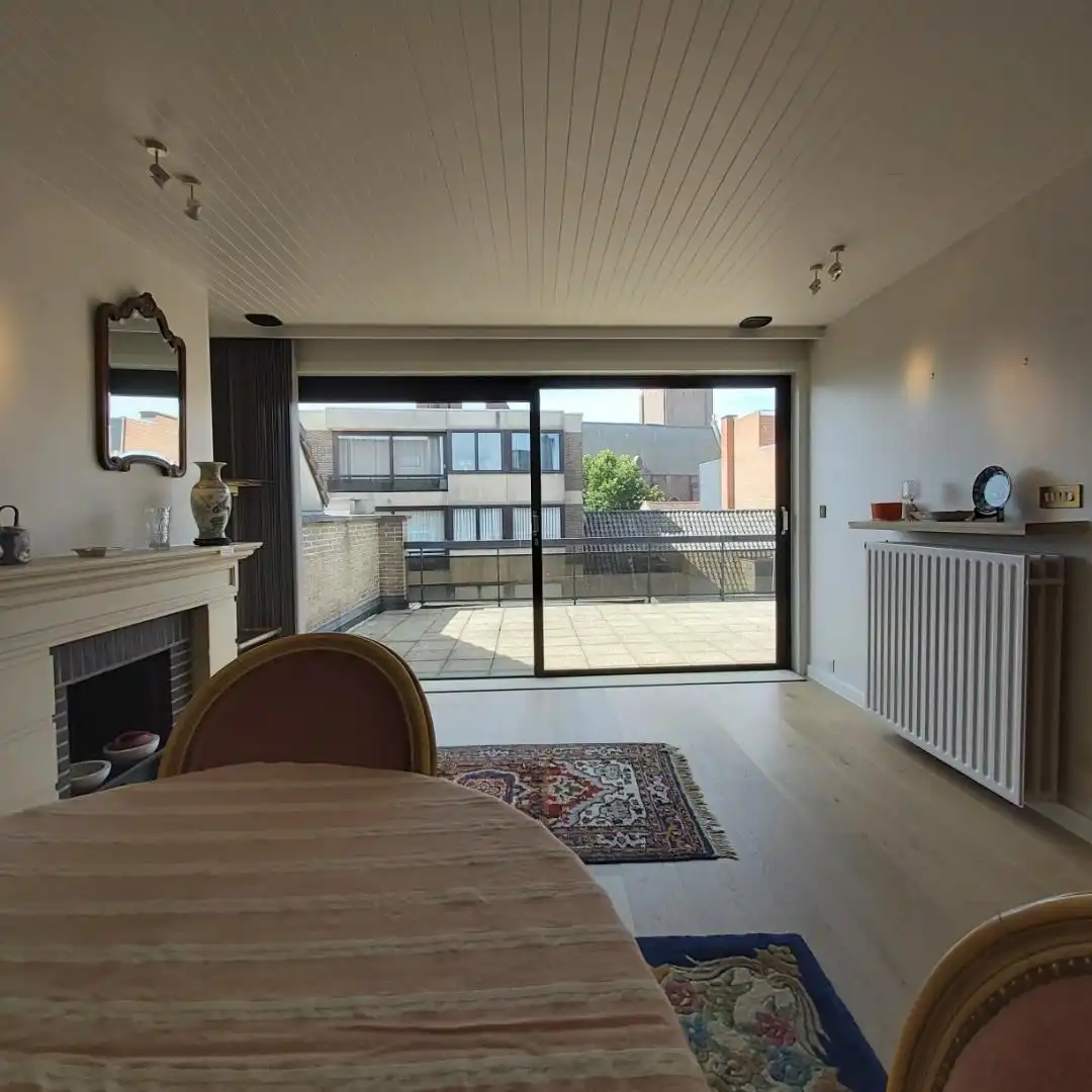 Appartement met 1 slaapkamer en groot terras in het centrum van Izegem foto 12