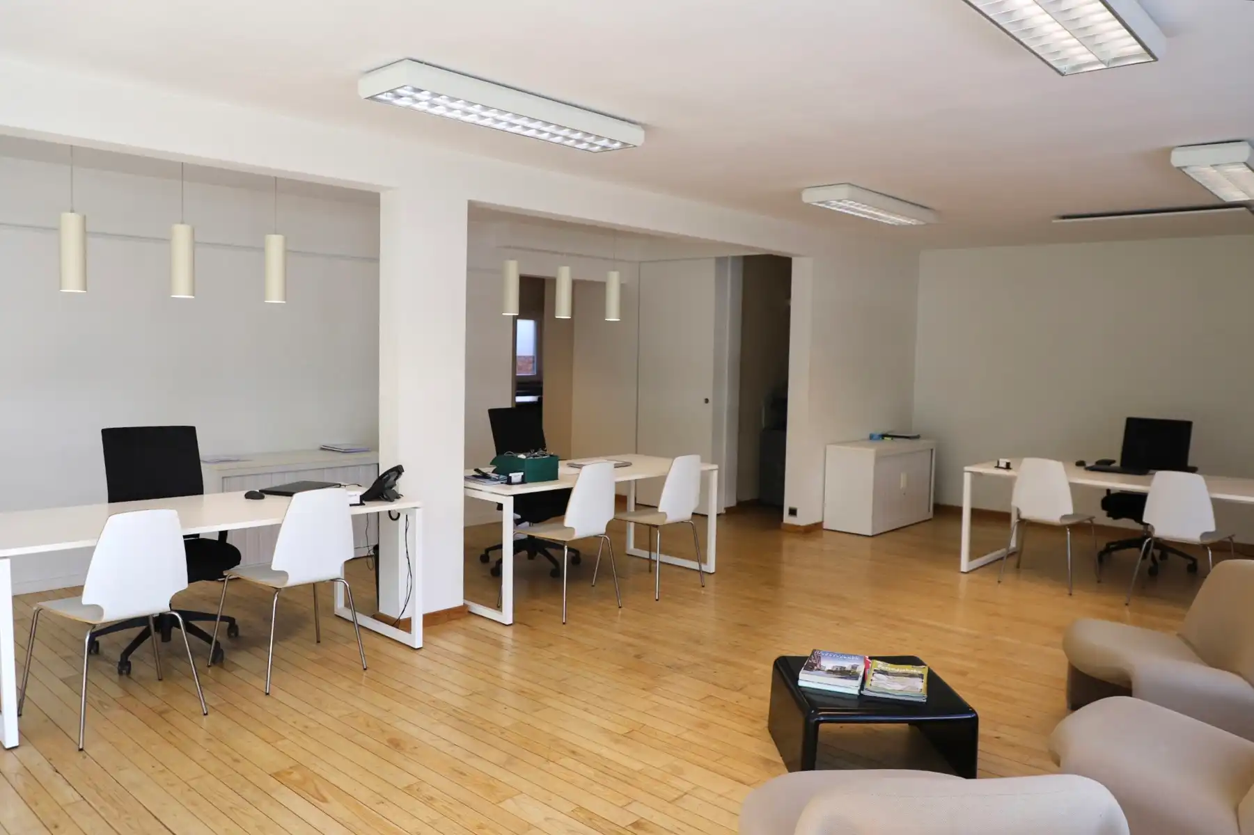 Investeringspand met uitstekende visibiliteit te Borgerhout foto 4