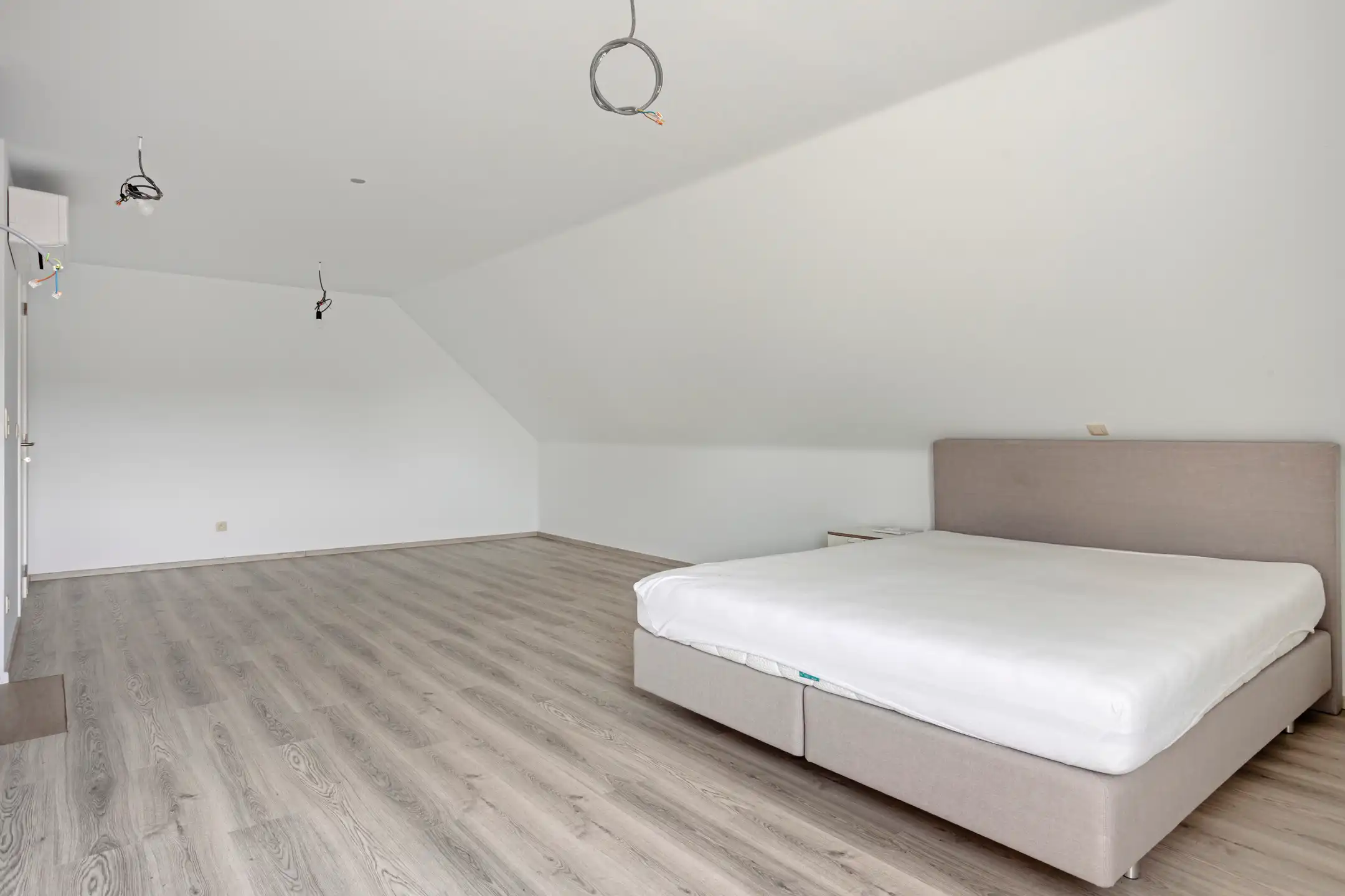 BEN woning met 4 slaapkamers, tuin & garage op toplocatie foto 10