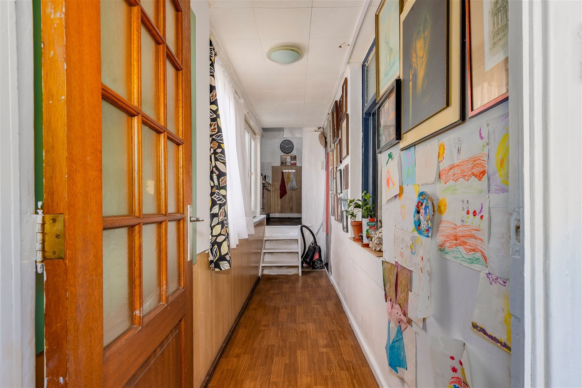 Woning ingedeeld in 3 verhuurde appartementen foto 12
