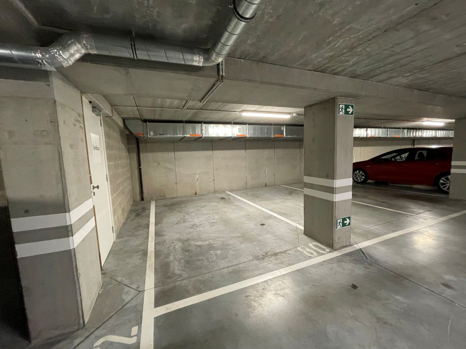 Ondergrondse parkig foto 3