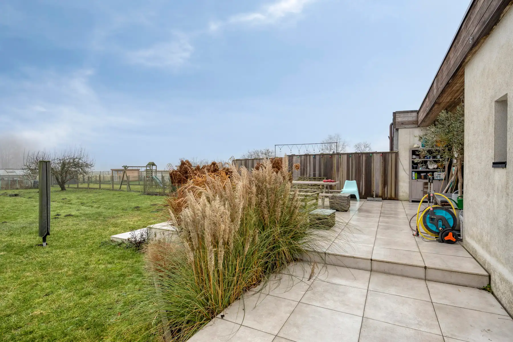 Instapklare halfopen woning met grote tuin op toplocatie in hartje Merchtem! foto 25