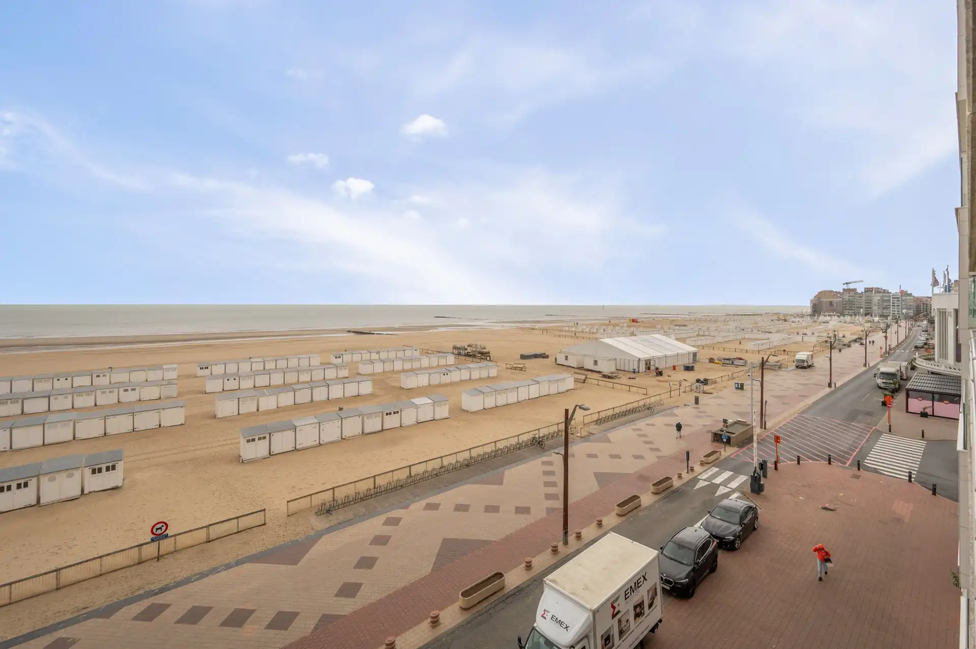 Gemeubeld - appartement op een ideale verdieping met frontaal zeezicht aan het Albertstrand! foto 3