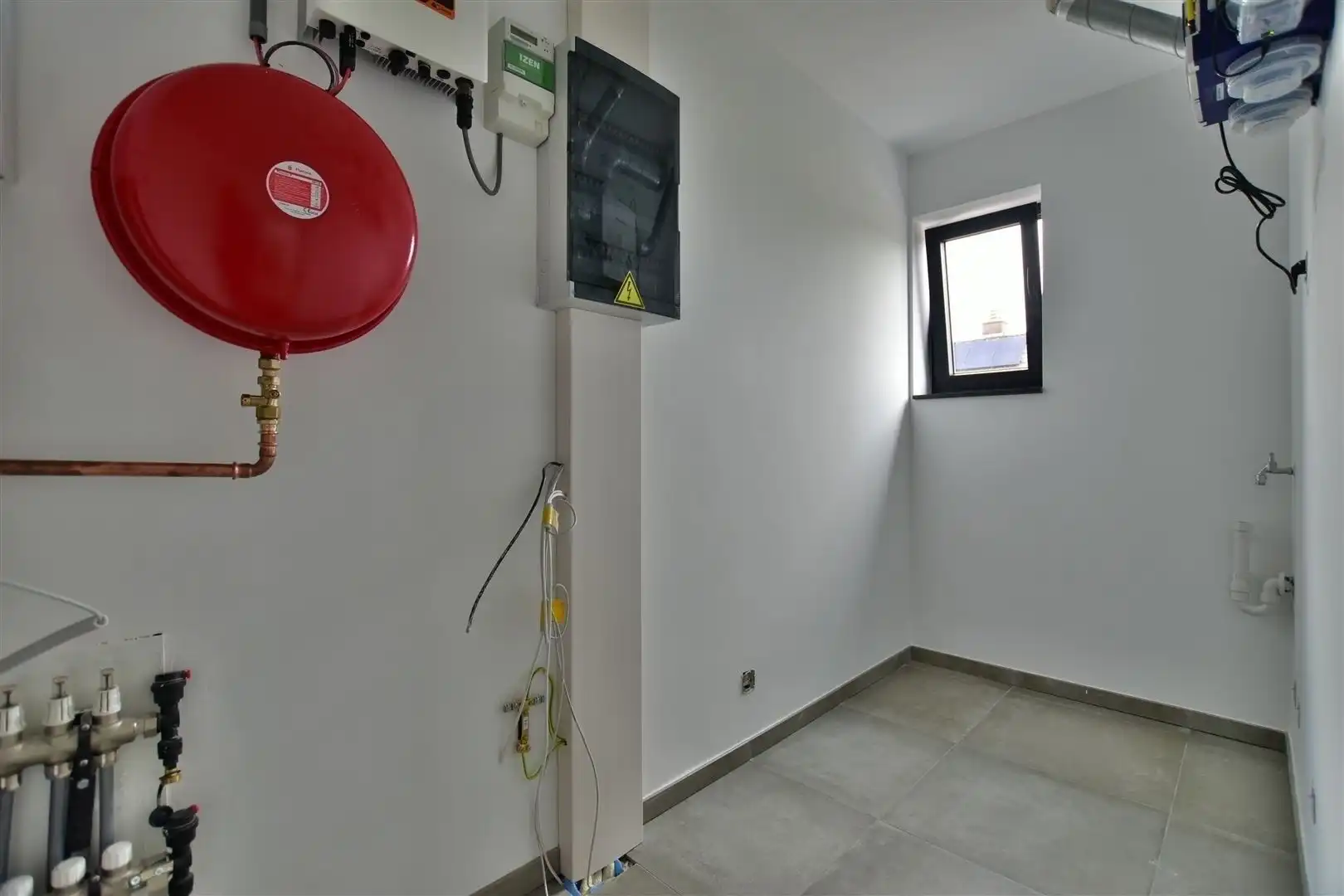 Prachtig bijna energie neutraal duplex nieuwbouwappartement met terras foto 8