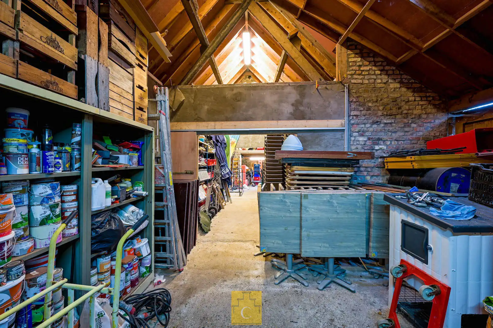 Uniek geheel van TWEE WONINGEN met bijgebouw, idyllisch gelegen aan de vaart foto 27