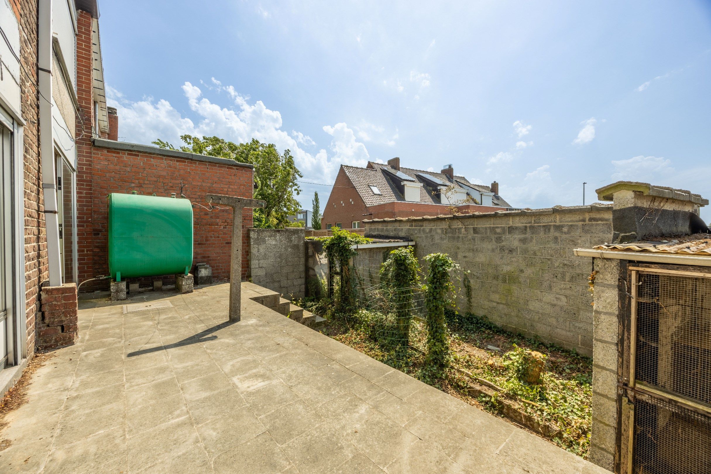 TE RENOVEREN WONING MET GARAGE  foto 8