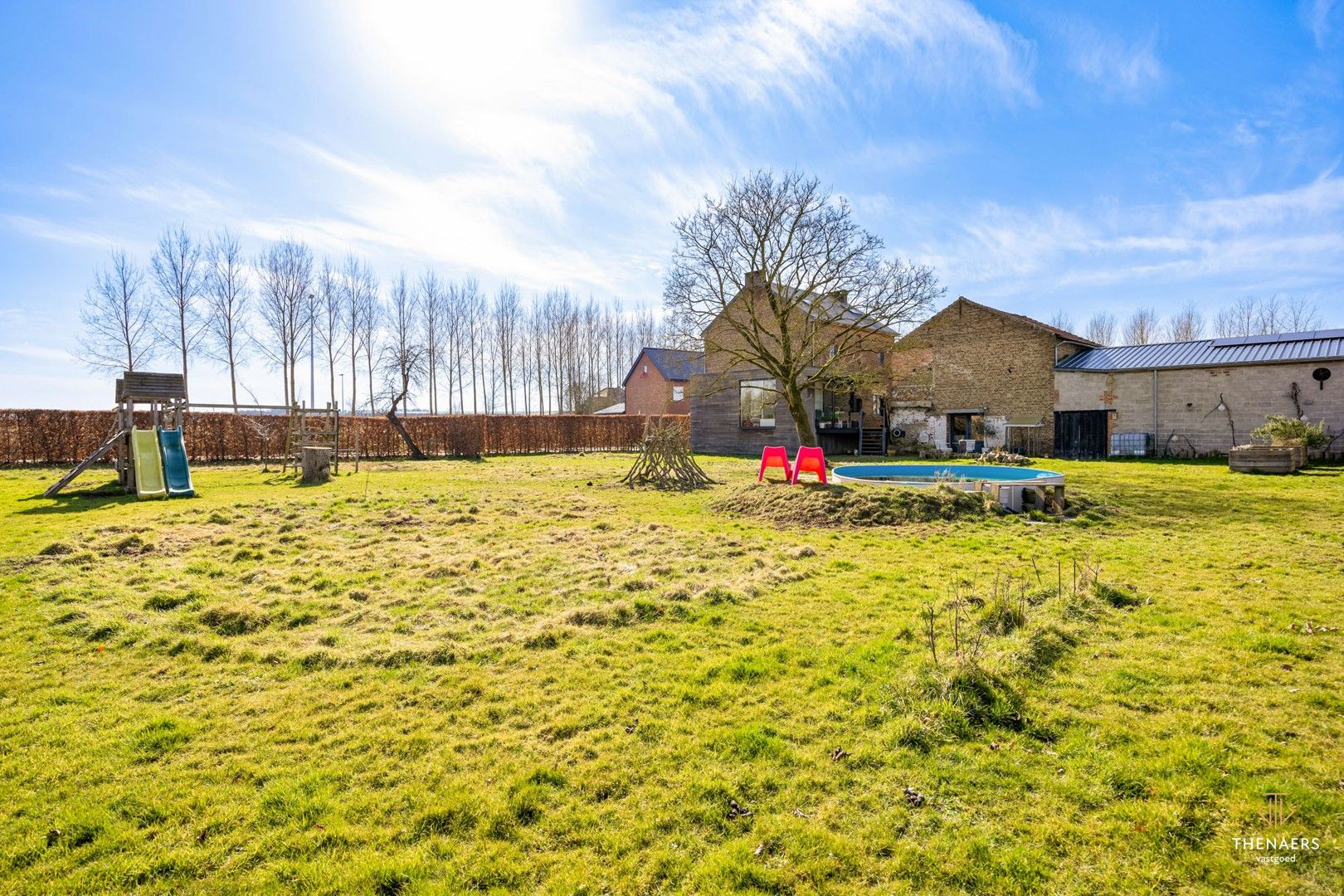 Prachtige, volledig gerenoveerde landelijke woning met ruime tuin in Gingelom (Jeuk). foto 39