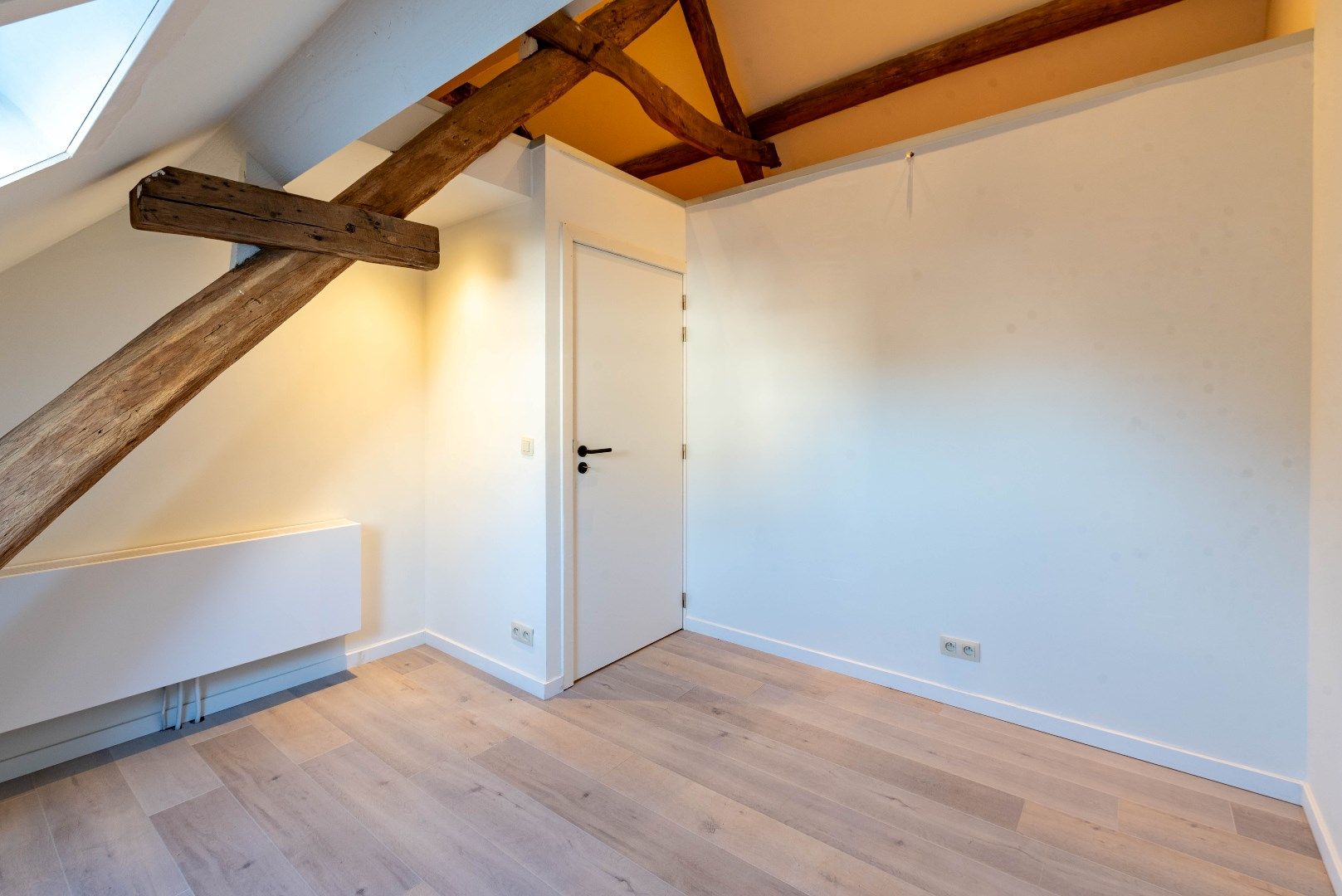Gerenoveerde woning met twee slaapkamers foto 20