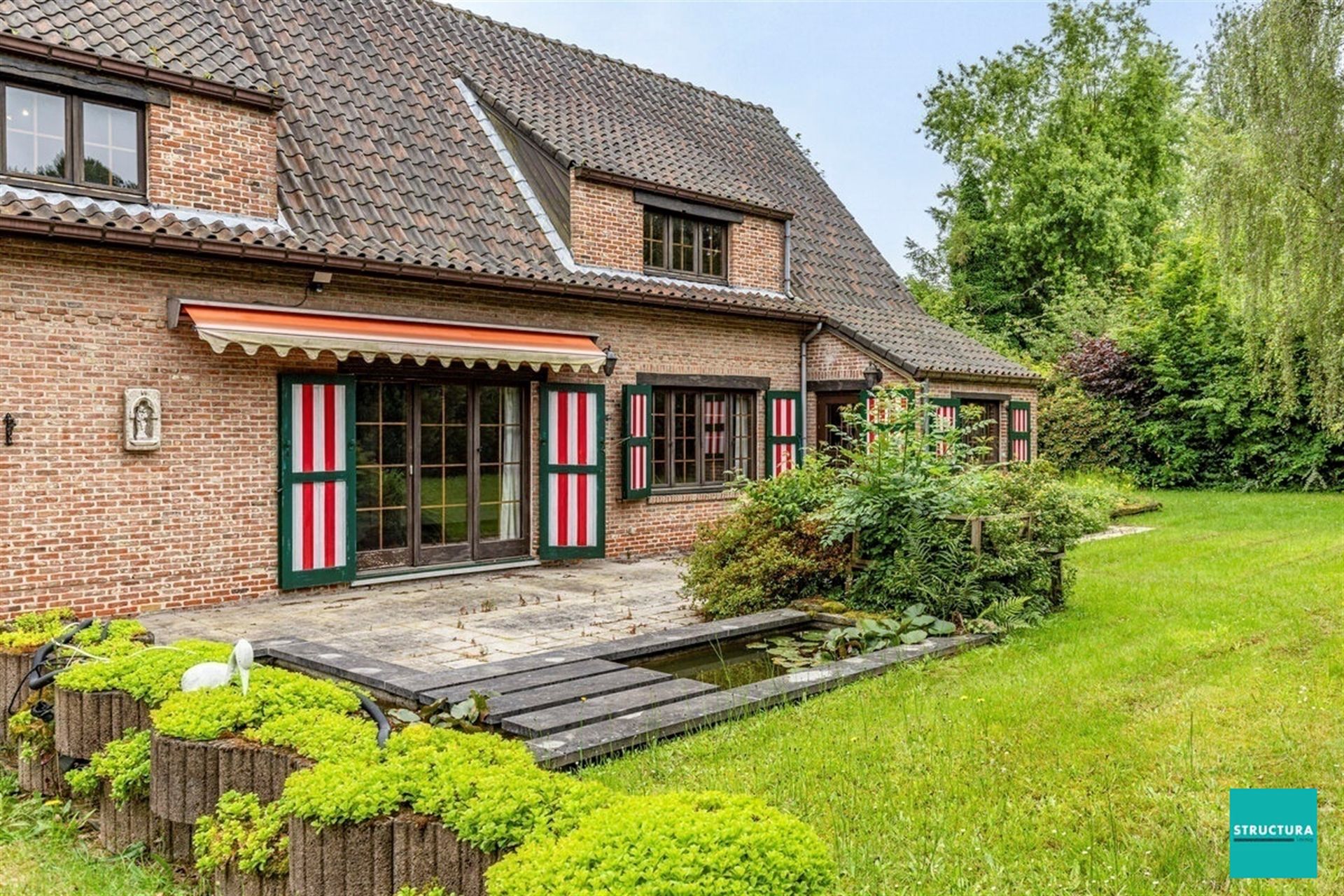 LANDHUIS  met 4 kamers op een terrein van 14a94ca foto 12