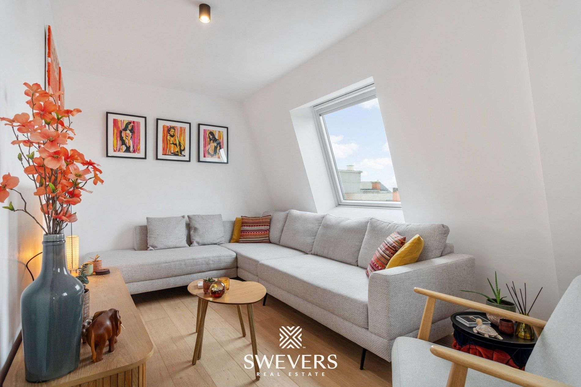 Ruim appartement (125m²) met 3 slpk in hartje Leopoldsburg foto 6