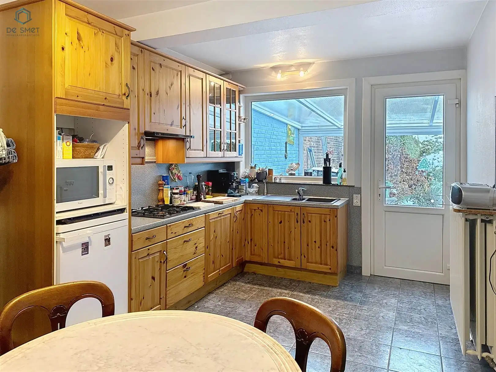 Gezinswoning met 3 slks in doodlopende straat foto 7