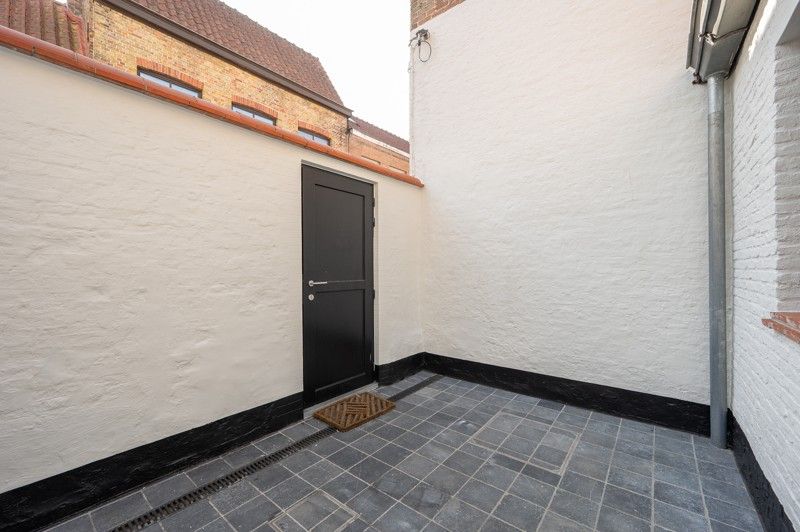 Charmante woning met drie slaapkamers in centrum Brugge! foto 8