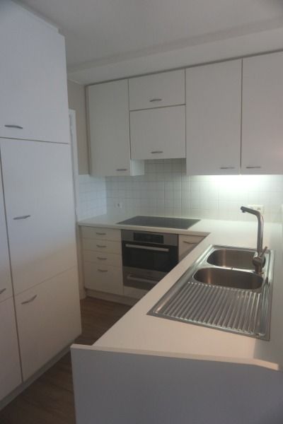 Mooi en verzorgd appartement gelegen in een residentie in villa-stijl met een aangename ligging ! foto 4