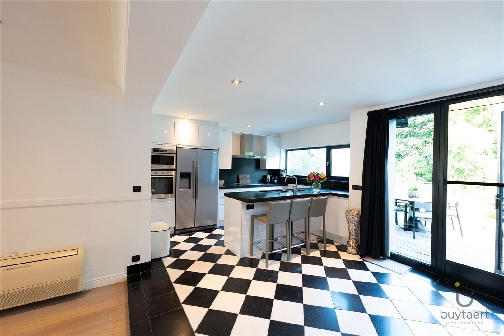 Véél ruimte, terras én tuin: lichtrijk 3 slaapkamer - triplex appartement in hartje Schilde! foto 20