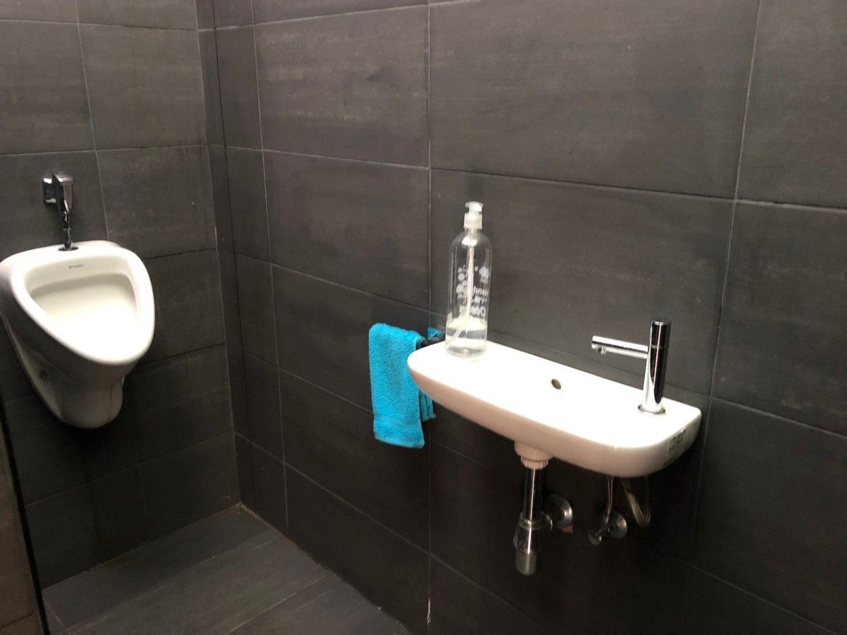 Commercieel te huur foto 13