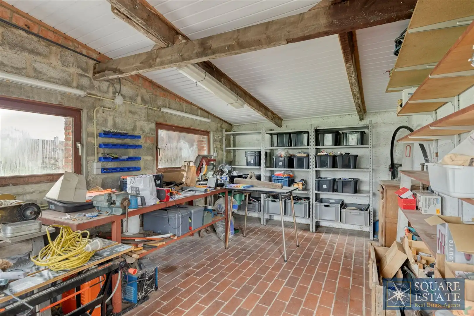 Charmant huis op een perceel van 1,17 hectare, met stal foto 27