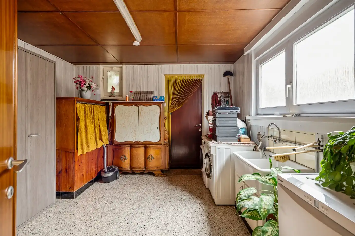 Te renoveren HOB met 3 slpk., ruime tuin én garage foto 13
