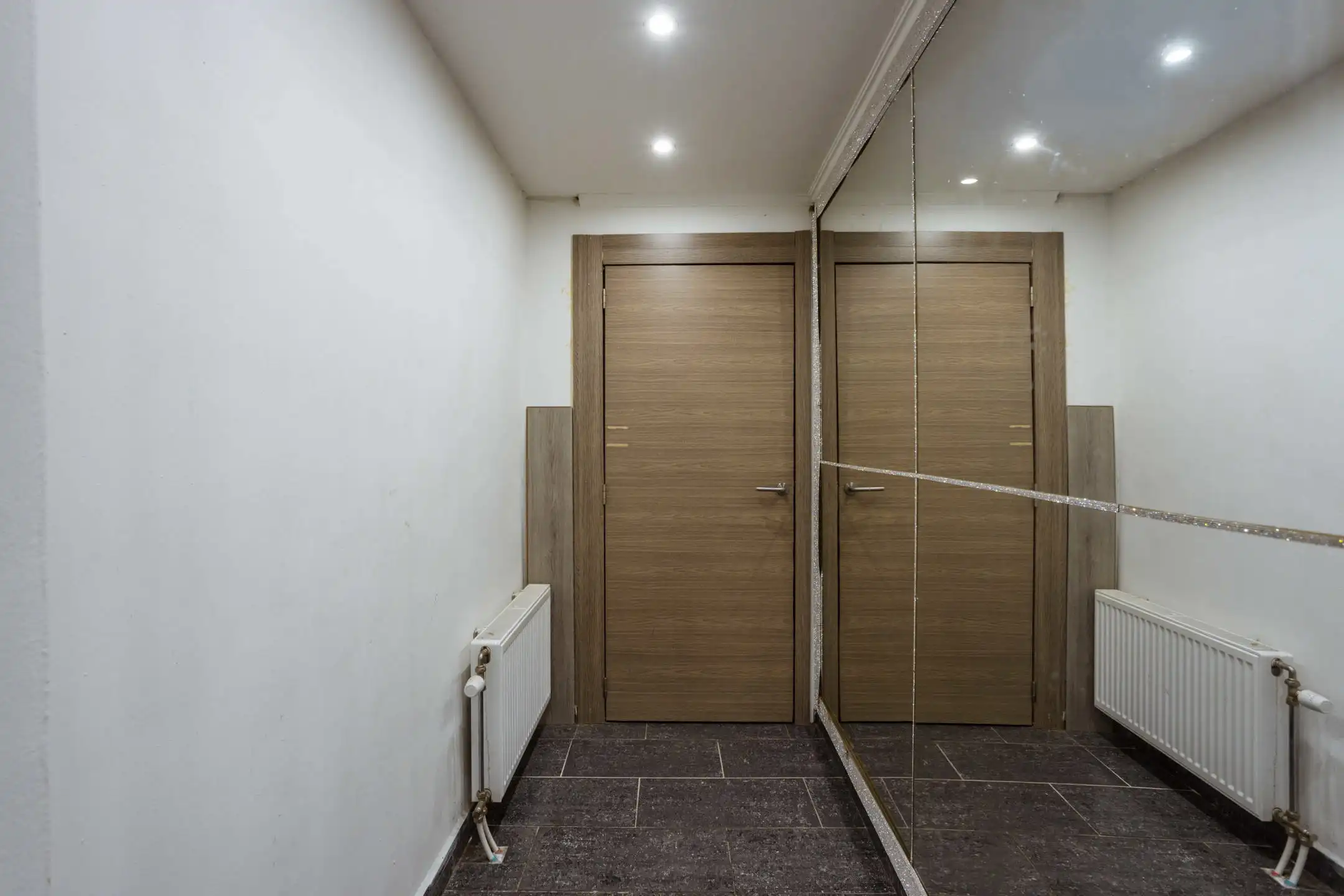 Ruime gezinswoning met aangename zuid-gerichte tuin. foto 11