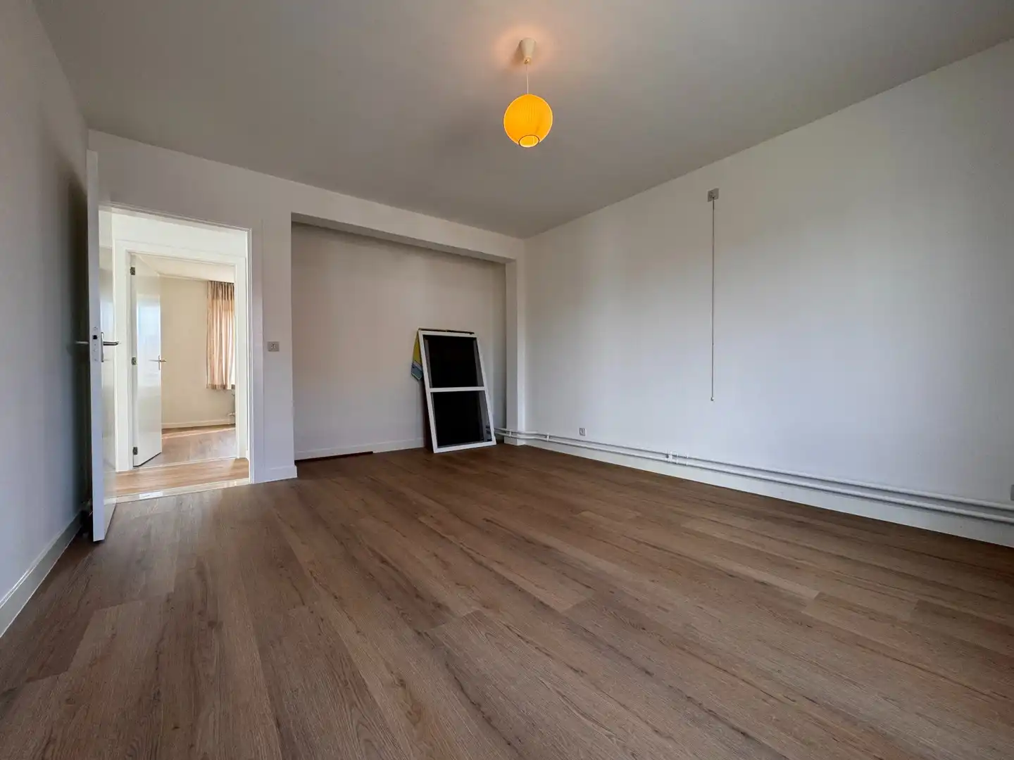 Ruime halfopen woning met 3 slaapkamers foto 17