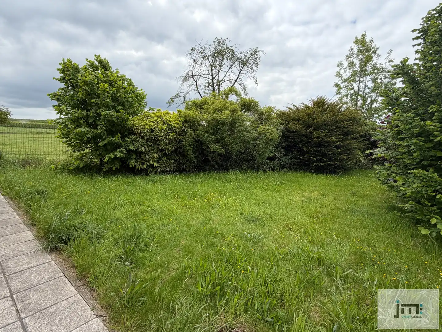 Gerenoveerde woning met tuin foto 14