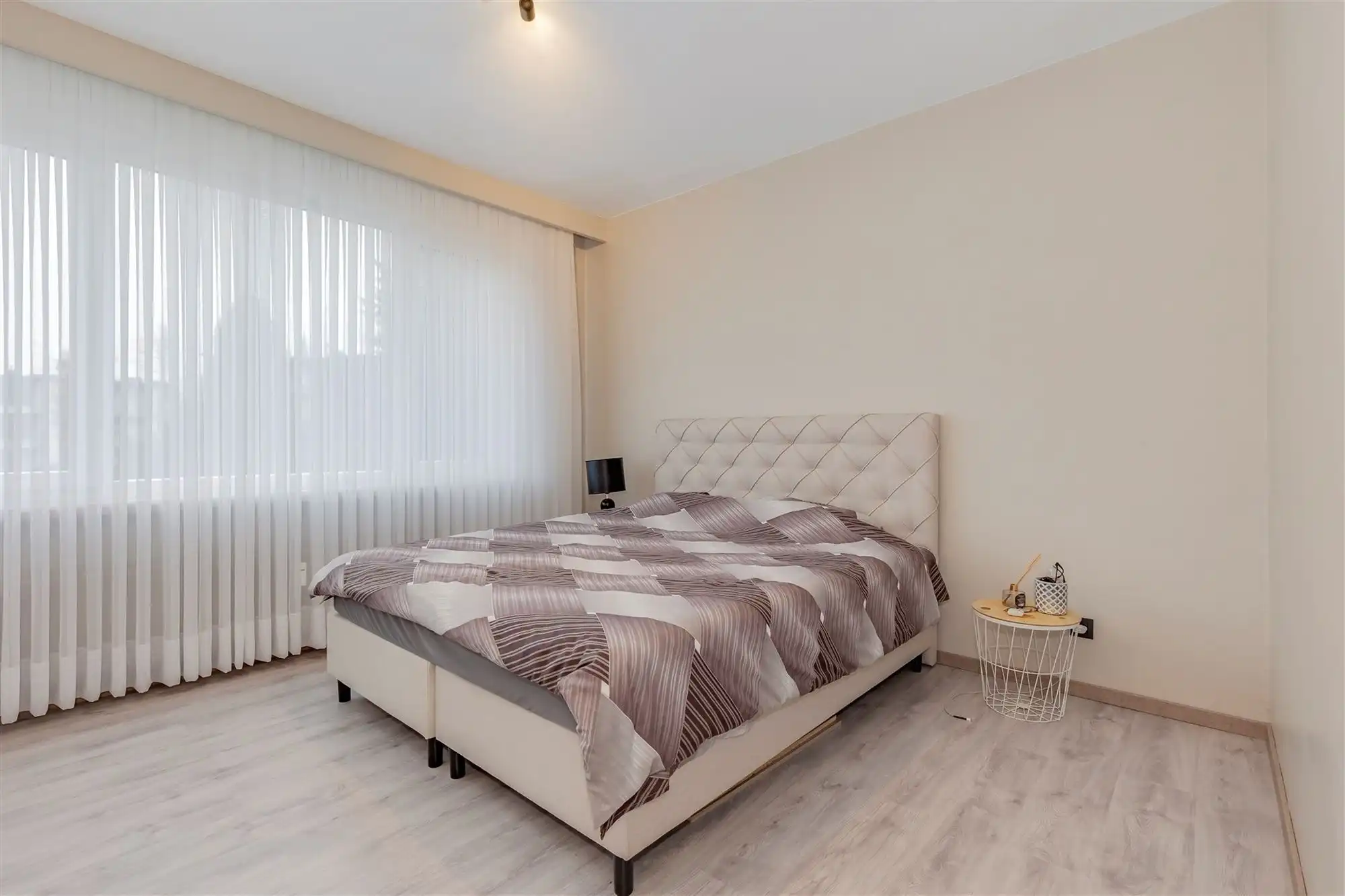 Instapklaar 2 slk appartement met terras te Mortsel foto 7