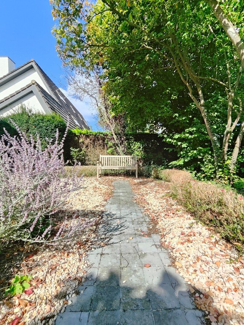 Stijlvol gerenoveerde vrijstaande villa met panoramisch uitzicht op de polders – gelegen op ca. 1.280 m² in het charmante Aardenburg! Nederland. foto 28