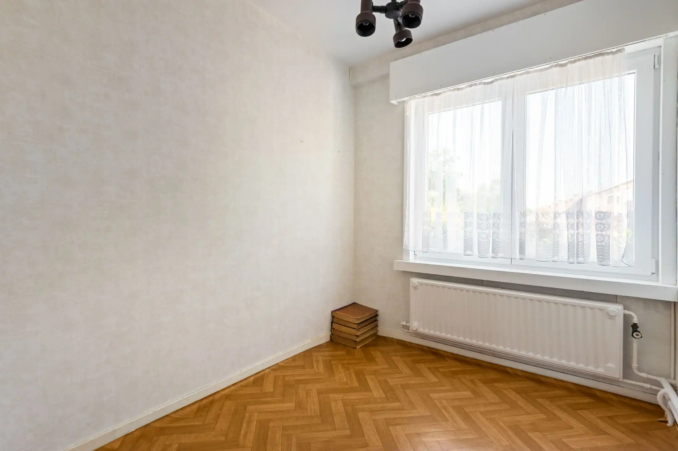 Een huis waar je nog helemaal je eigen ding mee kan doen! foto 10
