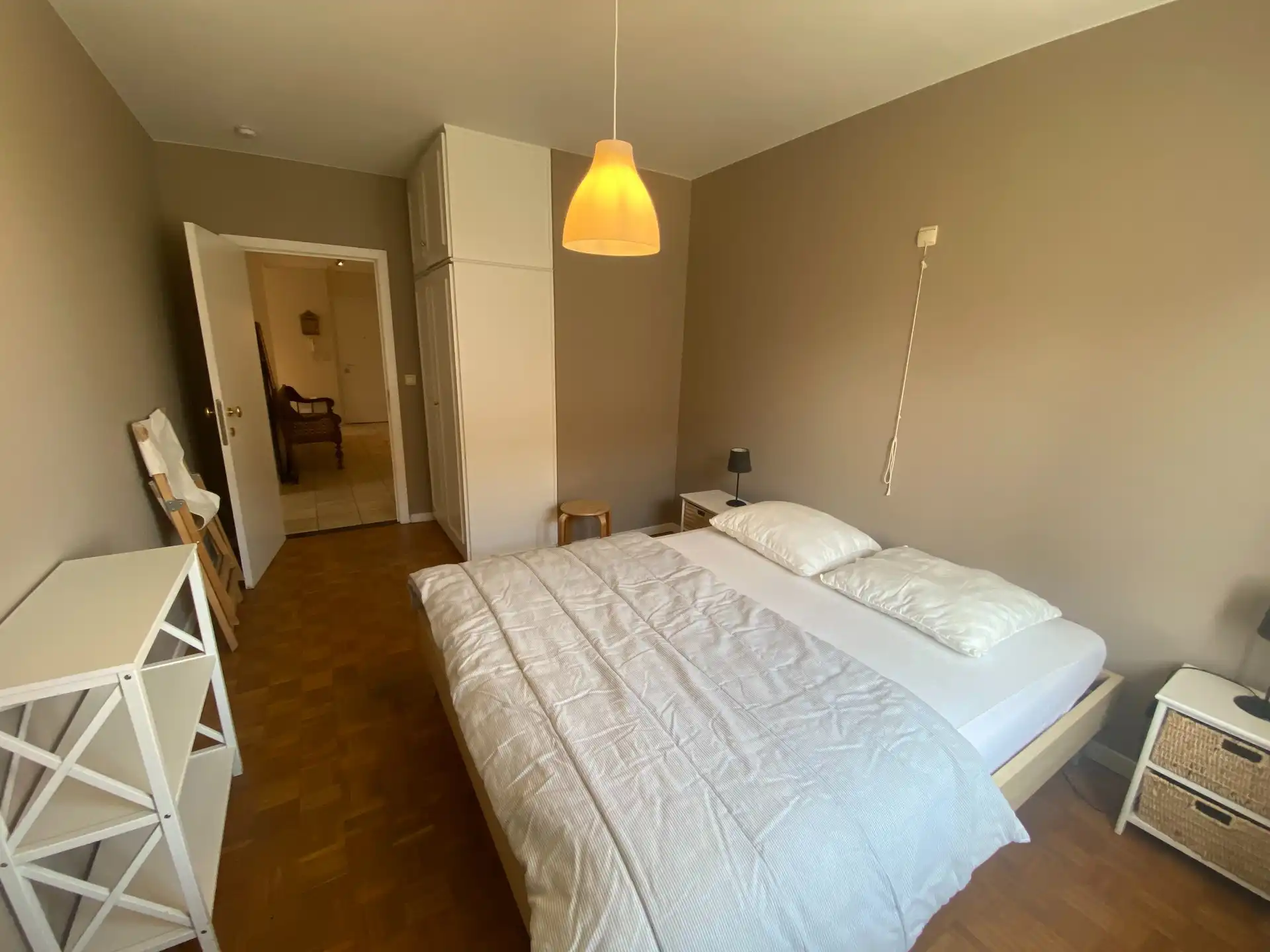 Gemeubeld: ruim appartement vlakbij zee! foto 11