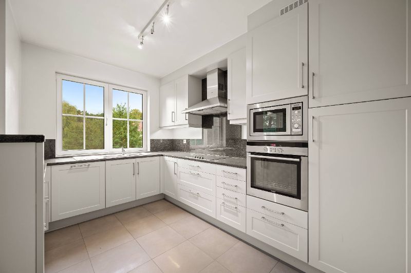 Luxe appartement van 92m² met terras 9m² in uniek parkdomein met ondergrondse garageplaats en kelder foto 4