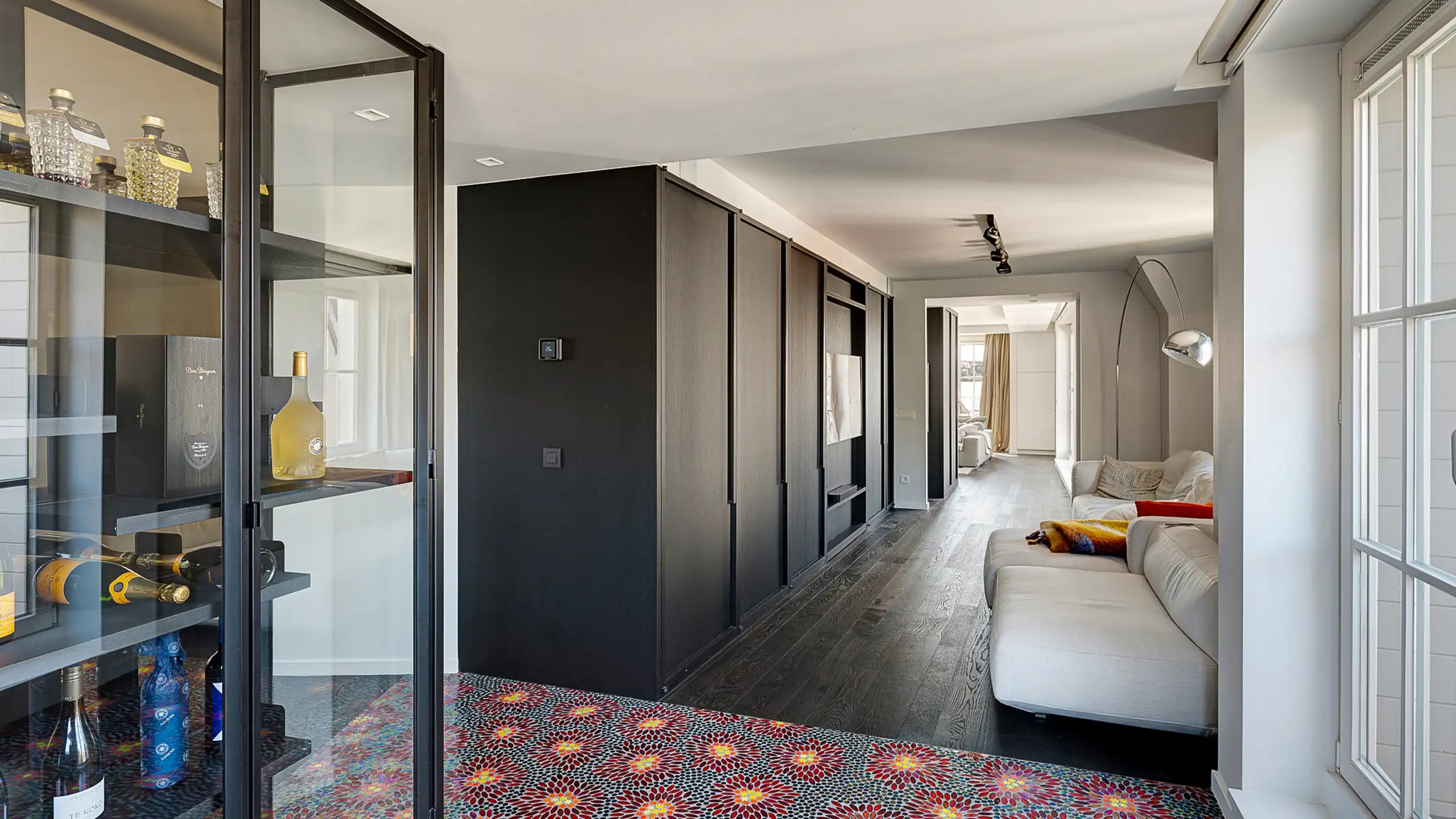 Luxueus duplexappartement met het woongevoel van een villa foto 15