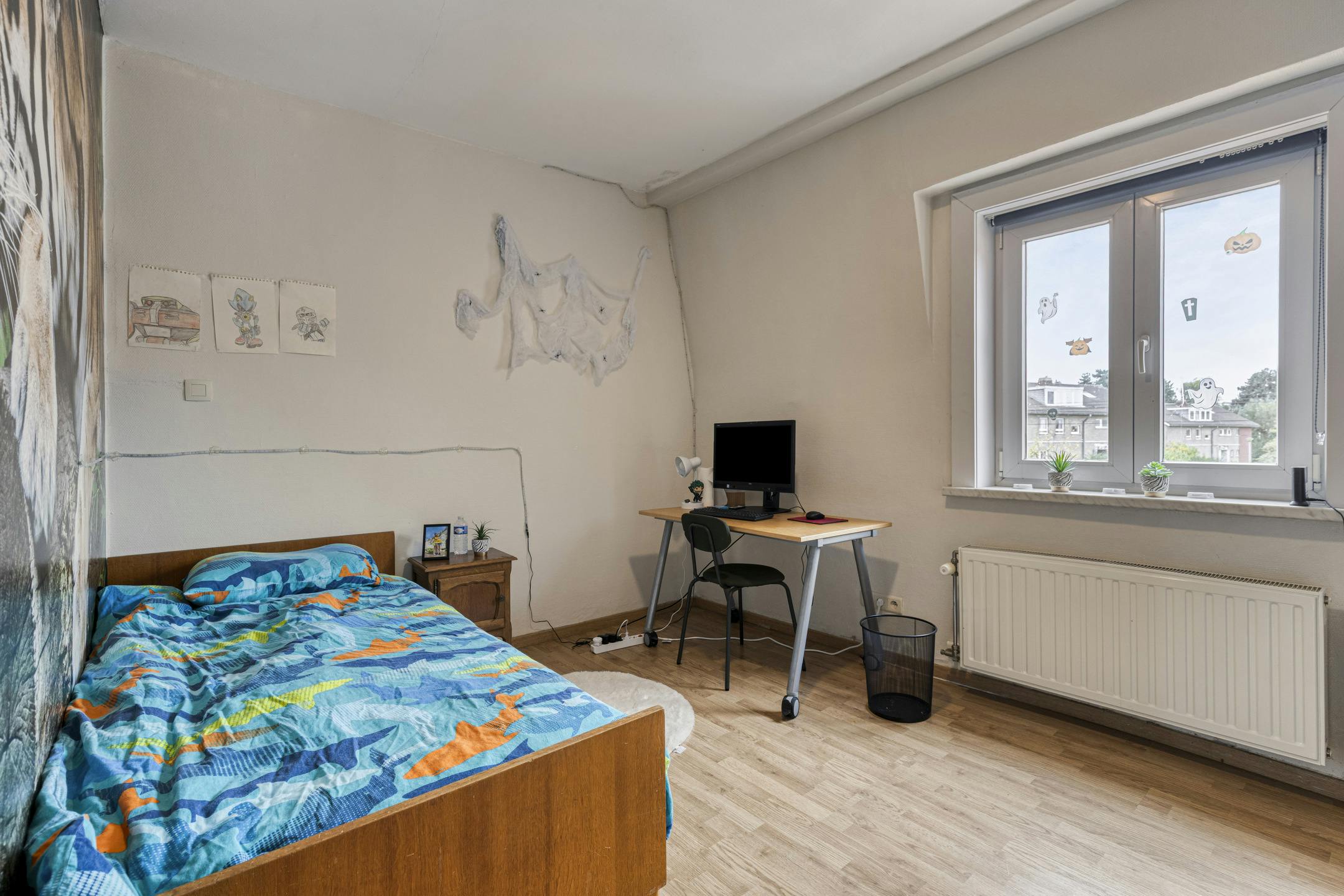 Instapklare woning met 3 slaapkamers en tuin te Veurne. foto 7