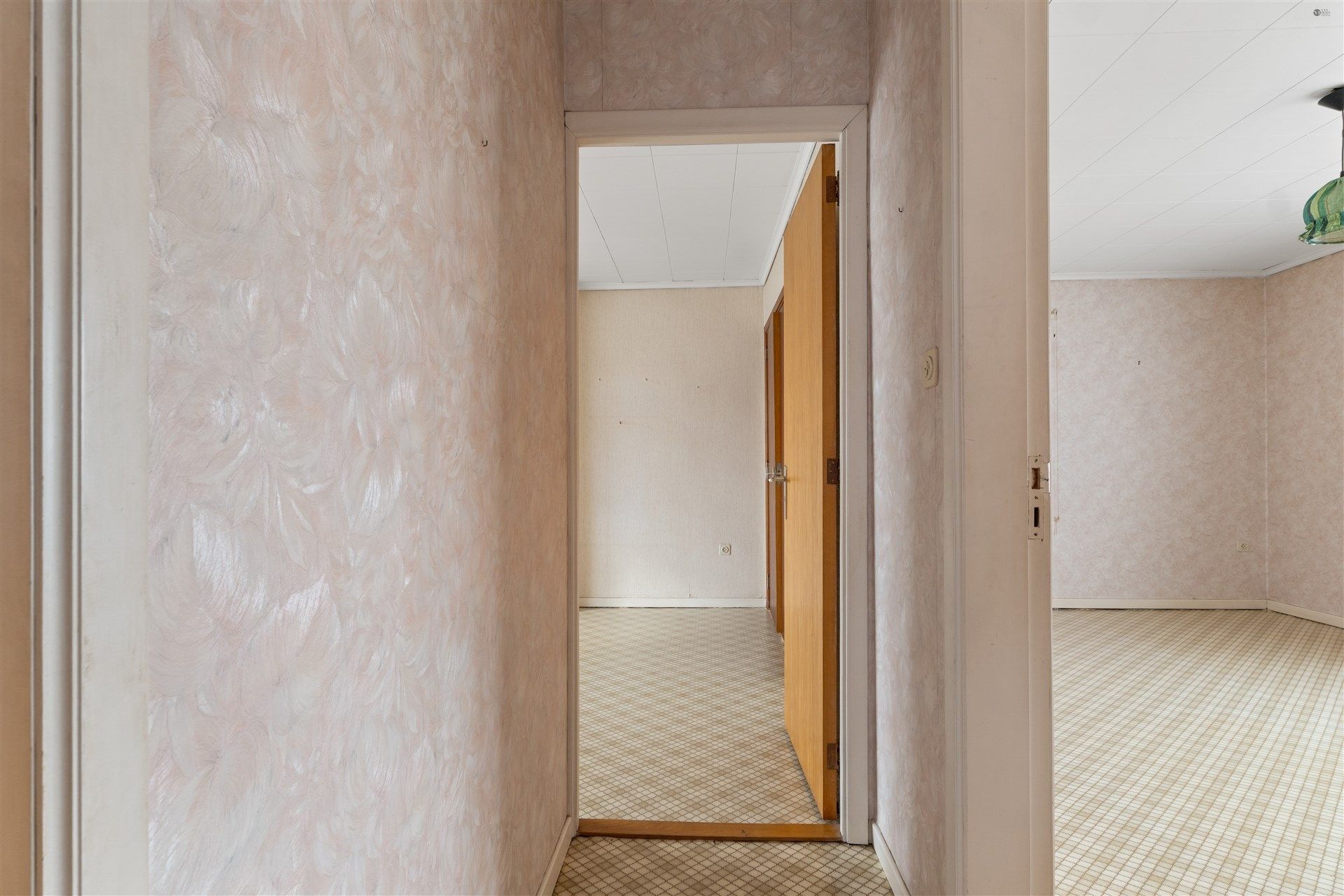 Ruim te renoveren halfopen bebouwing foto 14