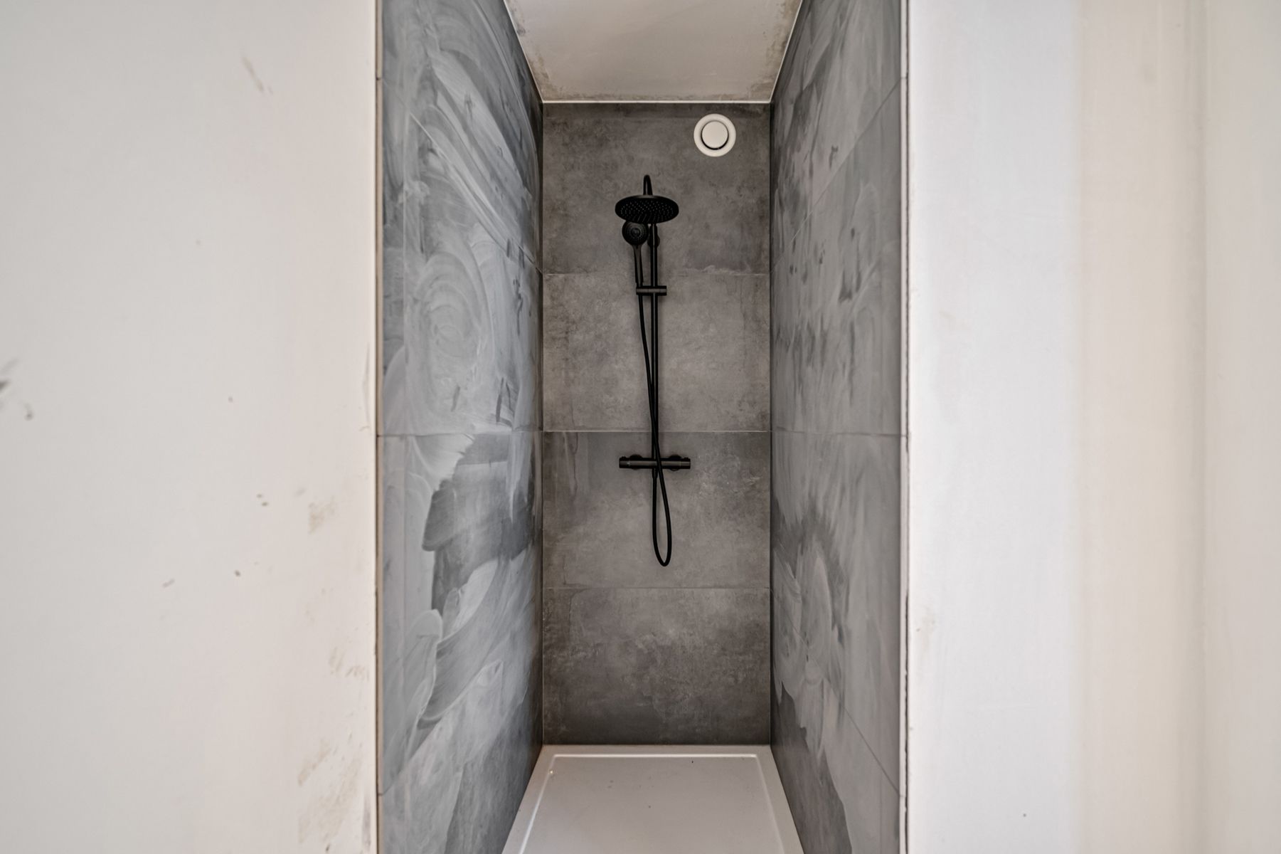 Gelijkvloers appartement met één slaapkamer foto 9