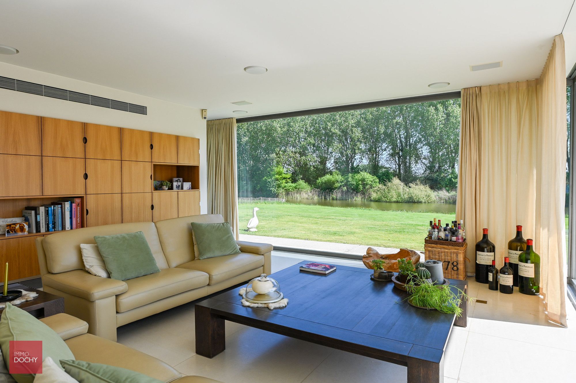 Uniek gelegen luxe-villa (palend aan oude leiearm) foto 8