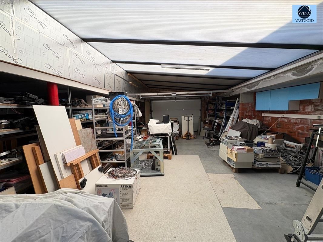 APPARTEMENT MET MAGAZIJN GELEGEN IN KMO ZONE foto 14